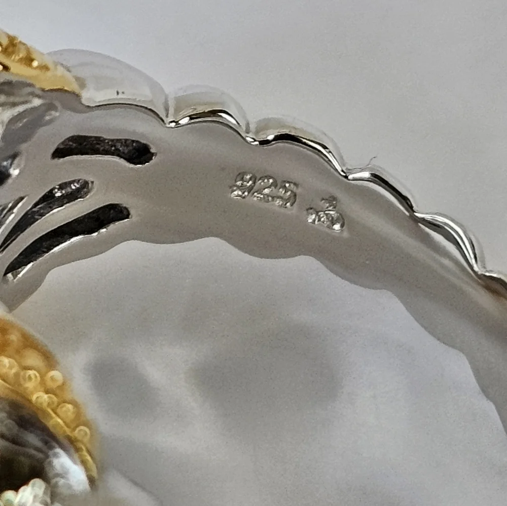 Genuine Victoria Wieck Blue Topaz Ring 14K Sterling Silver Size 6.5! - Picture 4 of 9